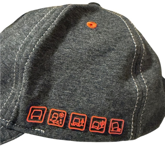 Land Rover Black Cap - Picture 5 of 10